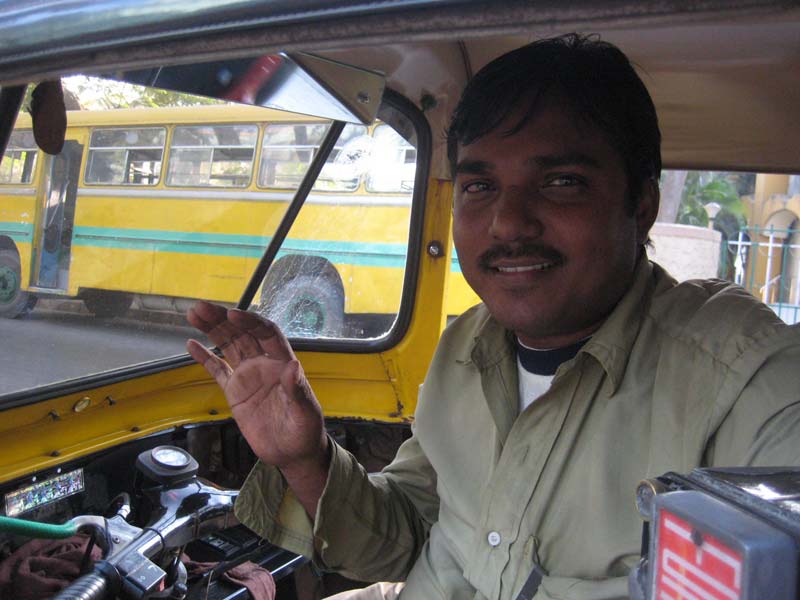 Mehboob, the love-doctor disguised as an auto-guy